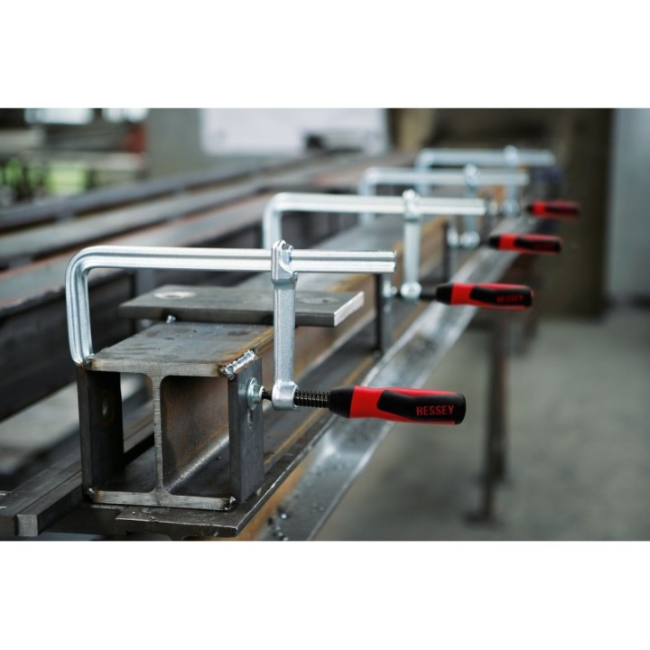 Σφιγκτήρας βίδας ολοχάλυβος με λαβή 2K BESSEY GZ30-12-2K 300x120 mm