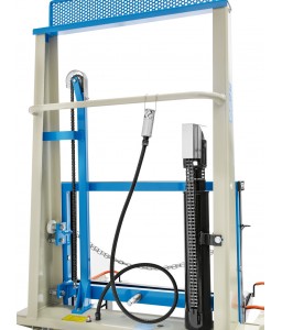 227/BI Υδραυλικό ανυψωτικό για διπλές ρόδες ικανότητας 700 kg με reclining βραχίονες and joystick OMCN